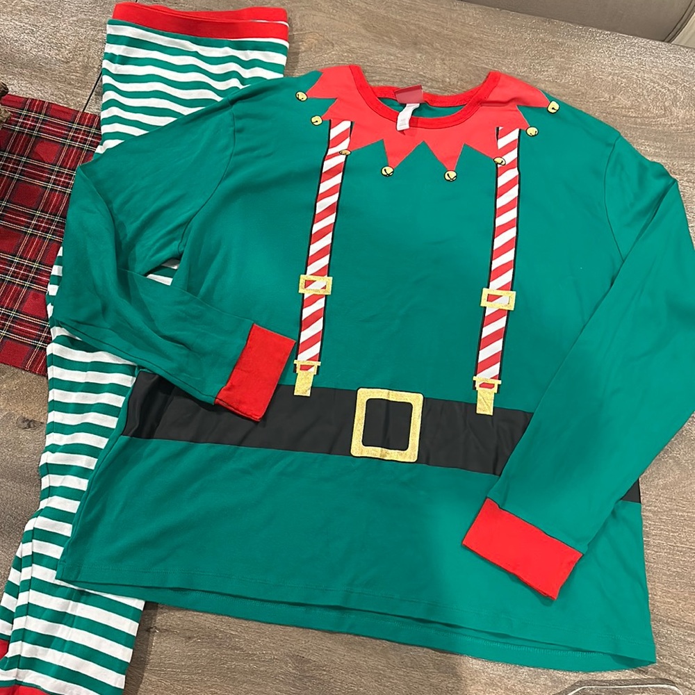 Wondershop Men’s Christmas Elf Pajamas XXL